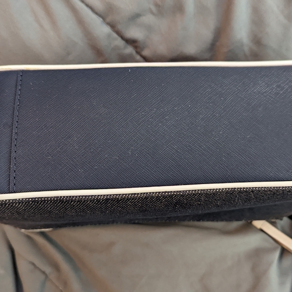 Kate Spade Crossbody - Picture 5 of 6